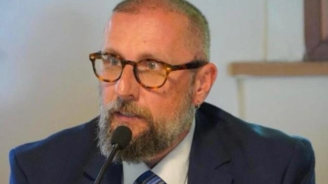 Fabbrini (Silp Cgil) lancia l’allarme e sottolinea le incongruenze "Polstrada utilizzata lontana dal territorio, Carabinieri depotenziati". Fabbrini (Silp Cgil) lancia l’allarme e sottolinea le incongruenze "Polstrada utilizzata lontana dal territorio, Carabinieri depotenziati".
