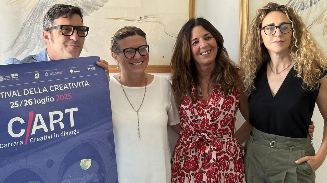 Il festival è promosso dal Comune, nell’ambito della rete Unesco. Vicoli e piazze animate da 114 autori con allestimenti, cinema, letteratura . Il festival è promosso dal Comune, nell’ambito della rete Unesco. Vicoli e piazze animate da 114 autori con allestimenti, cinema, letteratura .