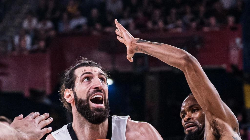 Virtus Bologna: Sfida per l'Eurolega 2025/26 e il futuro di Toko Shengelia
