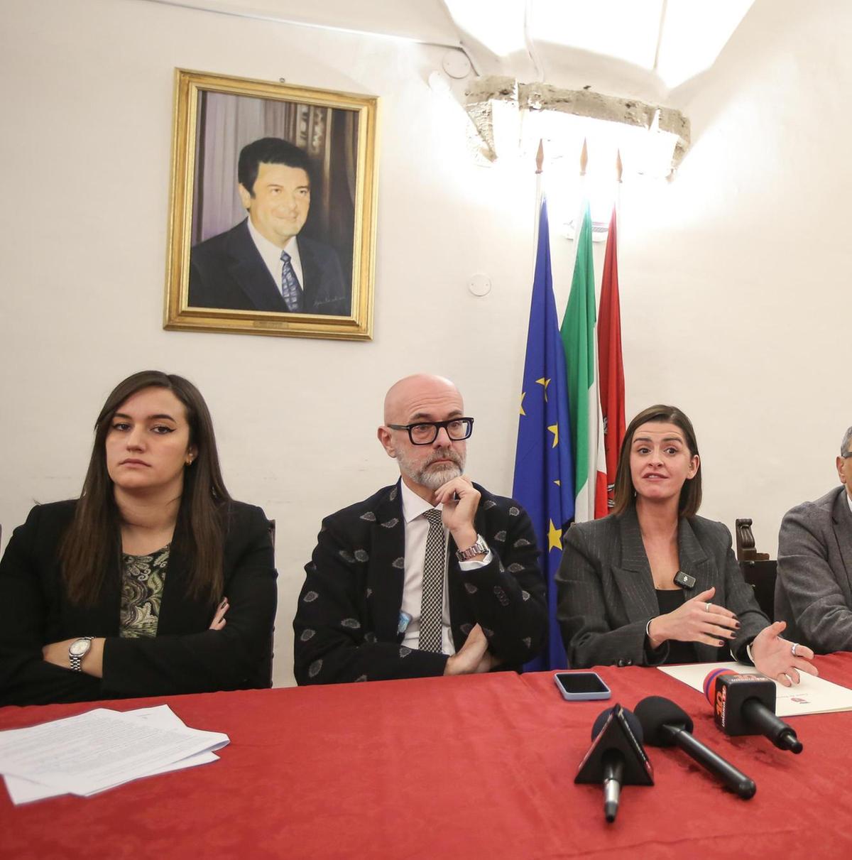 Bilancio, il Comune si ‘muove’. Riduzione di Tari Irpef: "Servizi, tariffe personalizzate"
