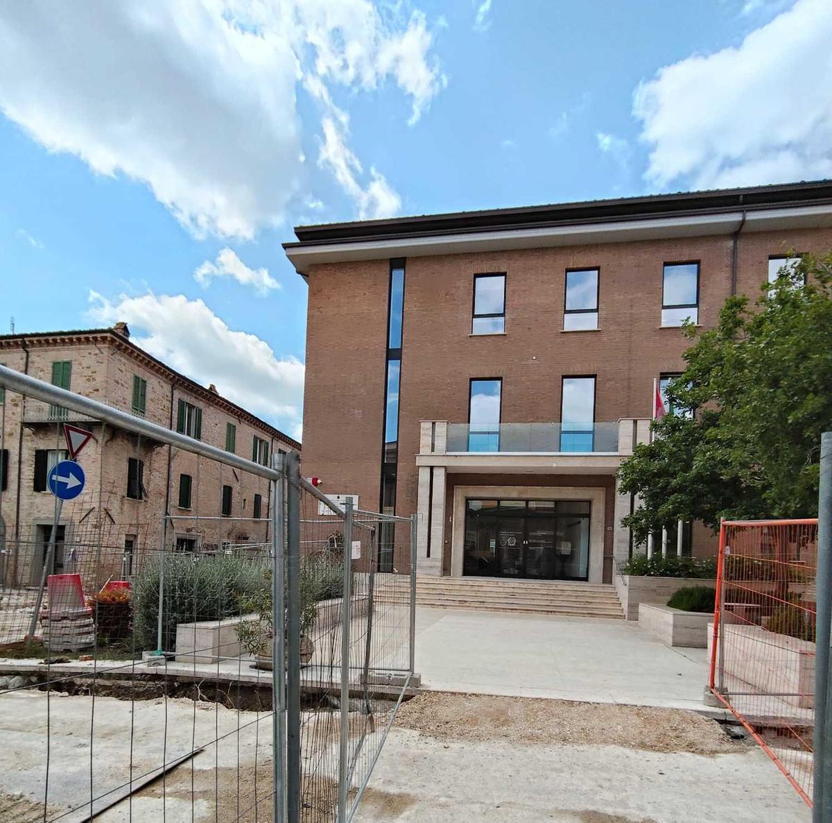 Apre sportello di assistenza e informazione Apre sportello di assistenza e informazione