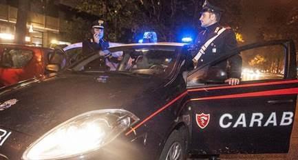 https://www.lanazione.it/image-service/view/acePublic/alias/contentid/MjI0ZGQ3ZDEtZjlkMS00/0/carabinieri.jpeg?f=1.90:1&w=1200