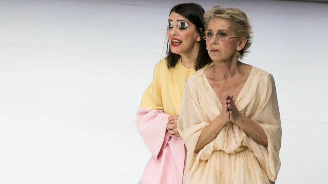 Concita De Gregorio in scena con ‘L’origine del mondo, Ritratto di un interno’ Concita De Gregorio in scena con ‘L’origine del mondo, Ritratto di un interno’