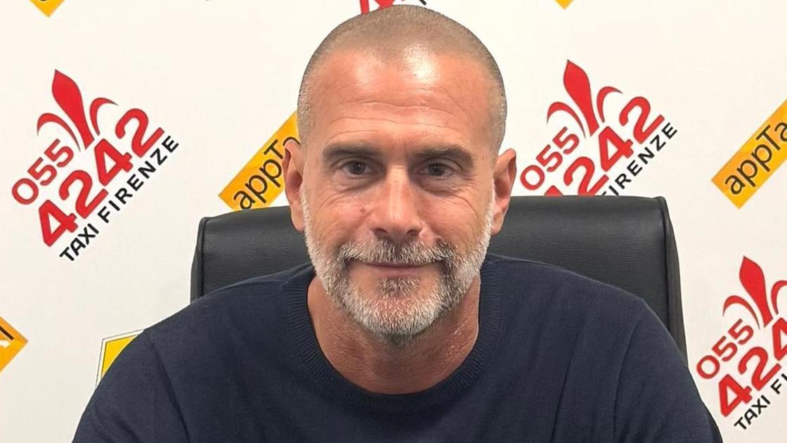 Coop tassisti contro il manager di Uber: "Non servono più licenze, il servizio funziona"