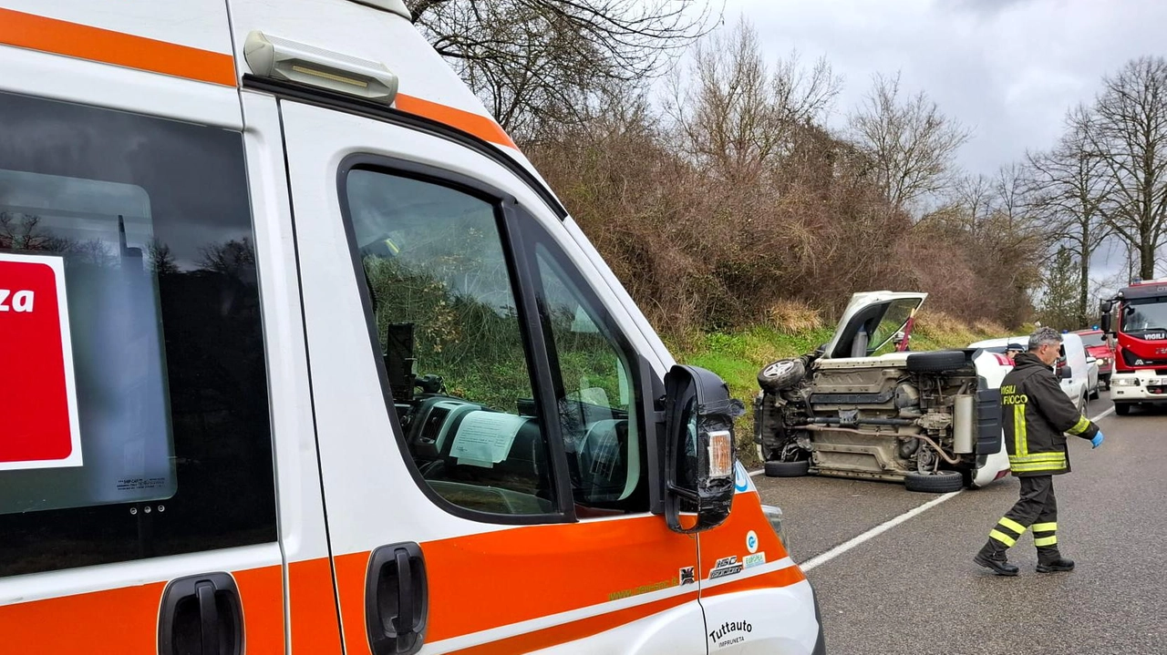 L’assetto potrebbe vedere San Casciano e Tavarnelle dotati di ambulanze infermieristiche, Greve di ambulanza di volontari L’assetto potrebbe vedere San Casciano e Tavarnelle dotati di ambulanze infermieristiche, Greve di ambulanza di volontari