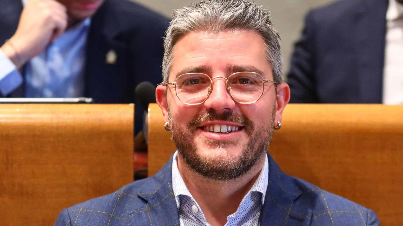 Nasce in Toscana una rete regionale di liste di coalizione alternative a destra e centrosinistra, con focus su diritto alla casa e servizi pubblici. Obiettivo: contrastare tagli ai Comuni e promuovere ripubblicizzazione. Programma condiviso e prossimi passaggi in vista. Nasce in Toscana una rete regionale di liste di coalizione alternative a destra e centrosinistra, con focus su diritto alla casa e servizi pubblici. Obiettivo: contrastare tagli ai Comuni e promuovere ripubblicizzazione. Programma condiviso e prossimi passaggi in vista.