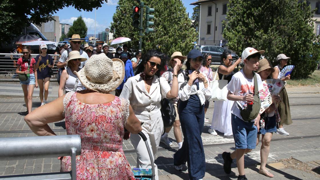 I prezzi (alti) di Firenze per i turisti: 6 euro un gelato, 12 euro un panino e 3 euro l’acqua