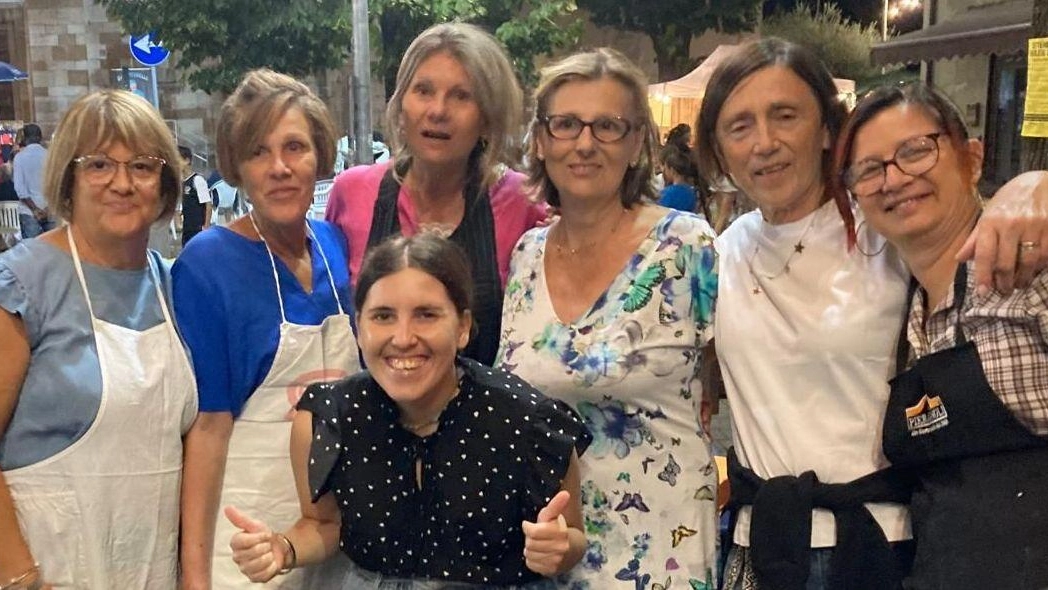 Ci sono 3.500 abitanti di cui 820 cinesi. Complice la vicinanza al Macrolotto negli ultimi 20 anni in molti hanno preferito affittare agli orientali. "Ma il senso di appartenenza è forte".