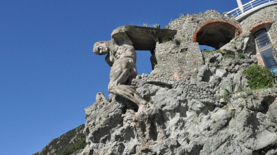 Montale e le Cinque Terre: poesia e paesaggio nei percorsi naturalistico letterari Montale e le Cinque Terre: poesia e paesaggio nei percorsi naturalistico letterari