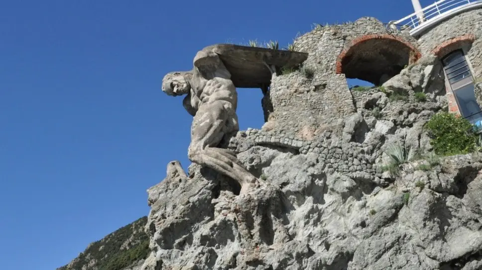 Montale e le Cinque Terre: poesia e paesaggio nei percorsi naturalistico-letterari