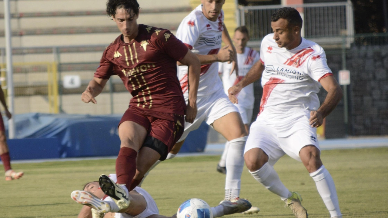 Grosseto 2 Tau Altopascio 2 GROSSETO: Cardelli, Corallini, Sabelli, Disanto, Riccobono, D’Ancona, Sartorelli, Bellini, Benedetti, Brenna, Ferronato. (A disp.: Musardo, Mussio, Cretella,...