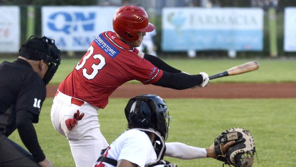 Il Bbc Grosseto perde contro il Macerata 3-4 a causa di errori difensivi nonostante 12 valide. Il Bbc Grosseto perde contro il Macerata 3-4 a causa di errori difensivi nonostante 12 valide.