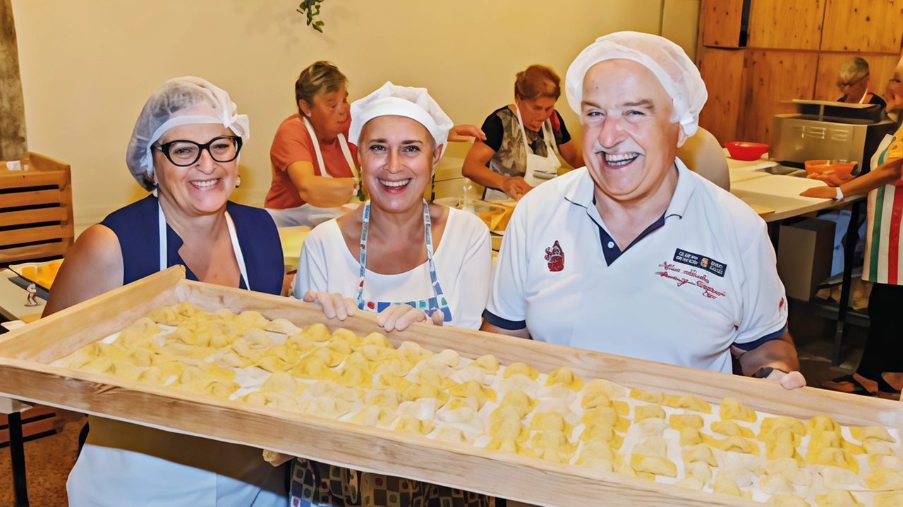 A Pelago stasera e domani si terrà ‘La Raviolata’, sagra dedicata al raviolo toscano con i volontari del paese alla Casa del Popolo A Pelago stasera e domani si terrà ‘La Raviolata’, sagra dedicata al raviolo toscano con i volontari del paese alla Casa del Popolo