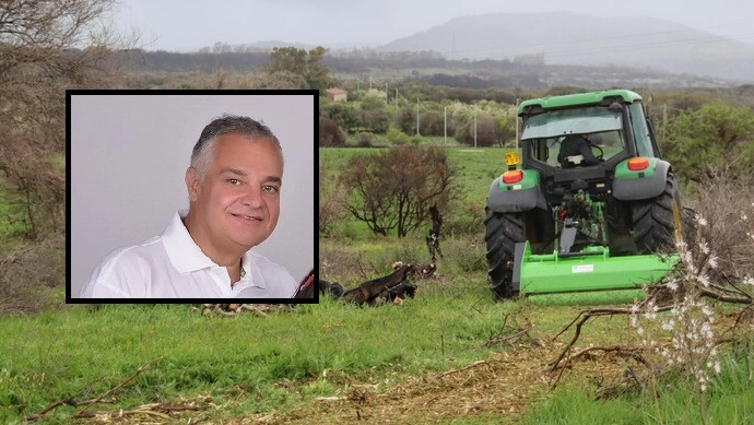 Roni Mocio (nel riquadro), 65 anni, è morto dopo essere rimasto schiacciato dal trattore (foto repertorio Ansa)