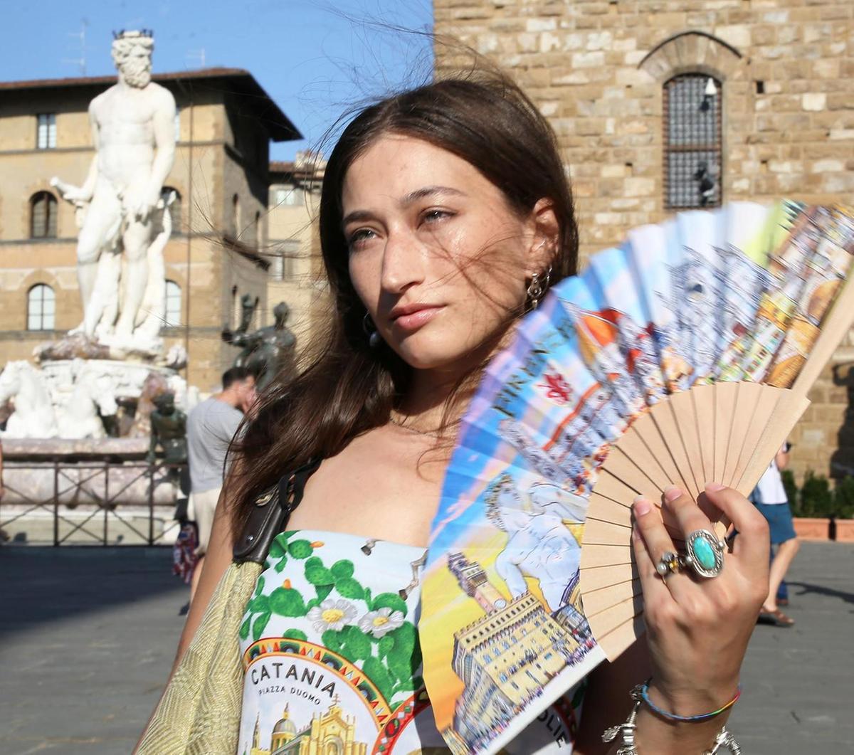 Meteo rovente per tutta la settimana. Picco di 40,1 gradi, altri giorni di passione Meteo rovente per tutta la settimana. Picco di 40,1 gradi, altri giorni di passione