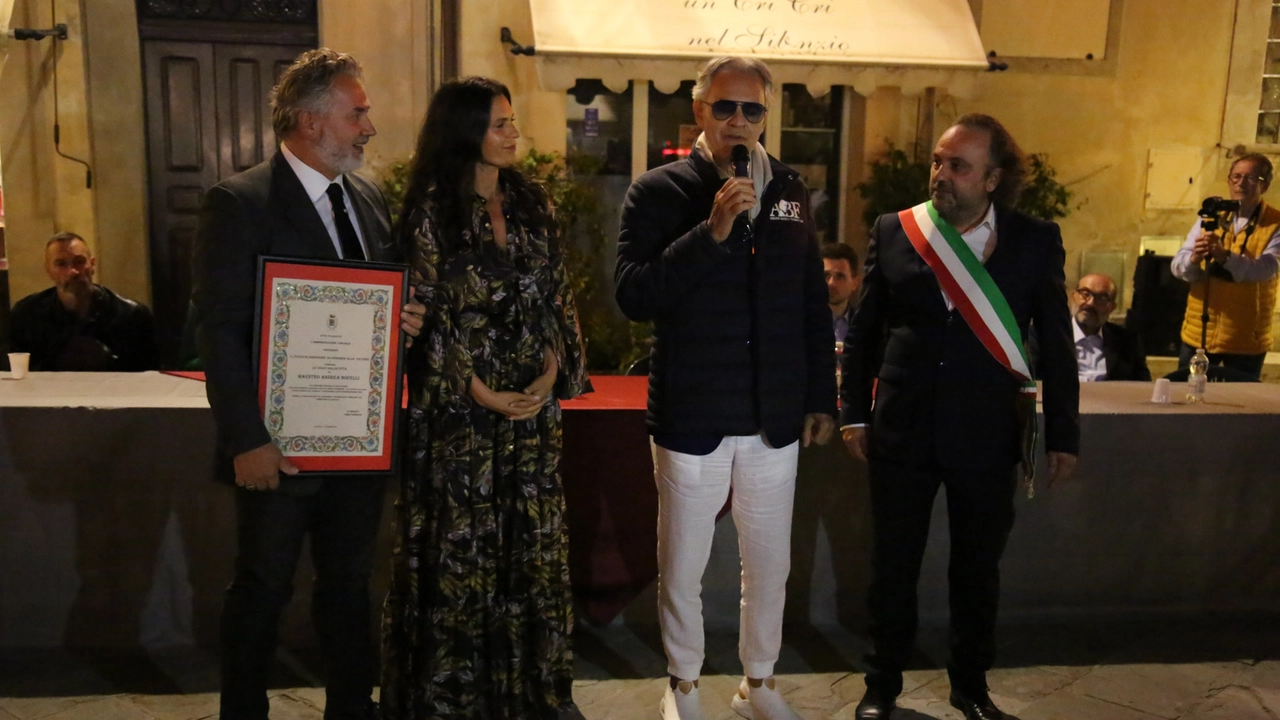 Al tenore Andrea Bocelli la delega alla cultura del Comune di Lajatico Al tenore Andrea Bocelli la delega alla cultura del Comune di Lajatico