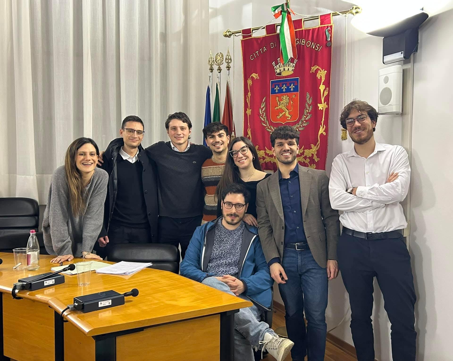 Forum per gli under 35. Opportunità per i giovani dallo sport allo spettacolo Forum per gli under 35. Opportunità per i giovani dallo sport allo spettacolo