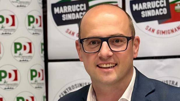 Andrea Marruzzi sindaco di San Gimignano è intervenuto sugli agriturismi e sulle regole per la qualità del servizio Andrea Marruzzi sindaco di San Gimignano è intervenuto sugli agriturismi e sulle regole per la qualità del servizio