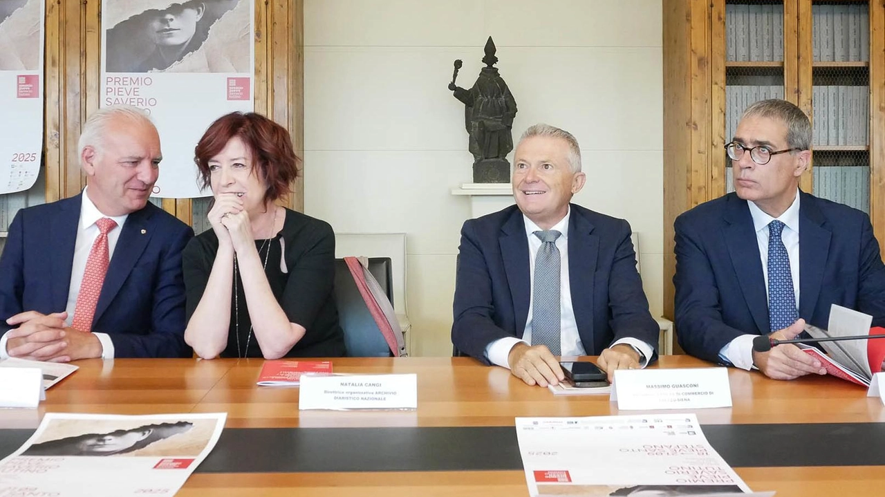 Riconoscimento speciale allo scrittore. In scena il ricordo di Pasolini e Modugno. Le mura parlanti di Pieve Riconoscimento speciale allo scrittore. In scena il ricordo di Pasolini e Modugno. Le mura parlanti di Pieve
