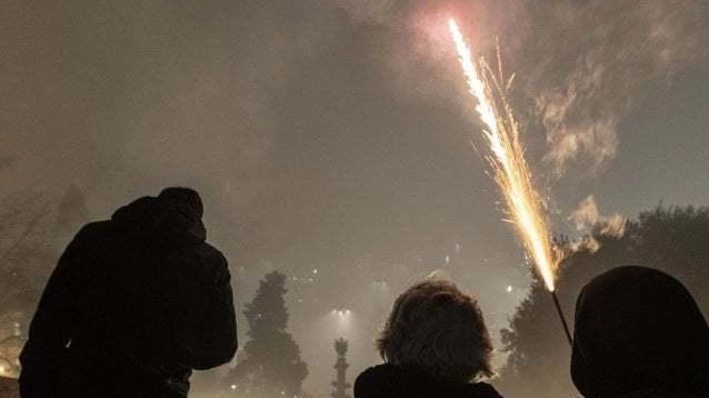 Botti e fuochi a Capodanno sono una tradizione radicata ovunque Purtroppo provoca ogni anno tanti incidenti e feriti anche gravi Botti e fuochi a Capodanno sono una tradizione radicata ovunque Purtroppo provoca ogni anno tanti incidenti e feriti anche gravi