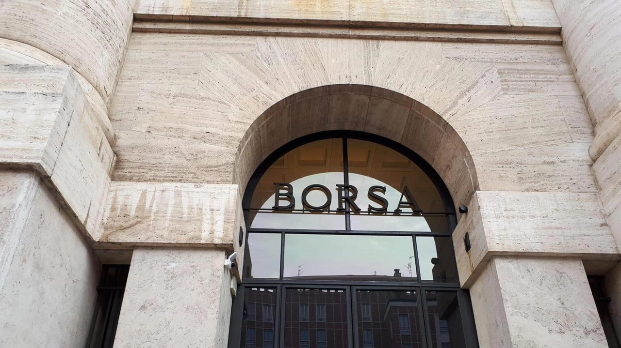 L'indice dei titoli principali di Piazza Affari a 36.719 punti
