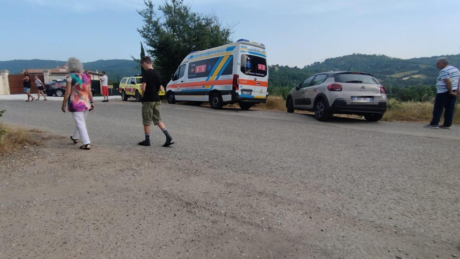 Bimbo di 10 anni scompare mentre nuota nel lago di Bilancino. Ricerche in corso Bimbo di 10 anni scompare mentre nuota nel lago di Bilancino. Ricerche in corso