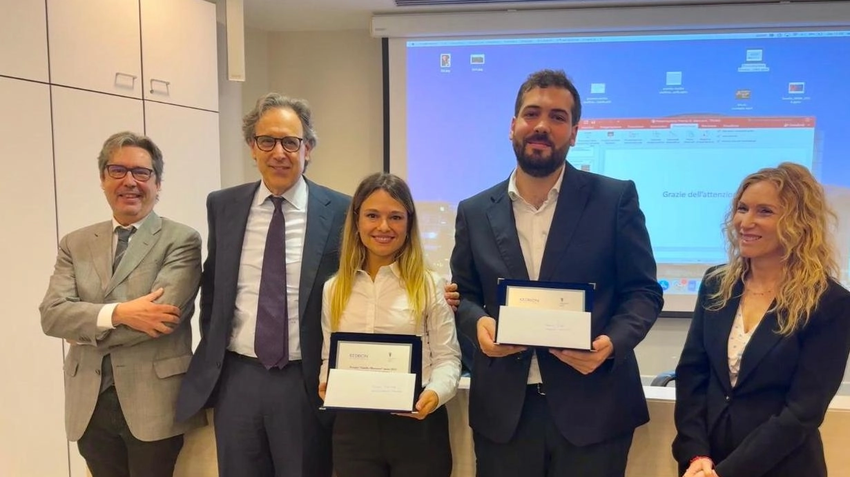 consegna a Milano delle borse distudio intitolate a Guelfo Marcucci consegna a Milano delle borse distudio intitolate a Guelfo Marcucci