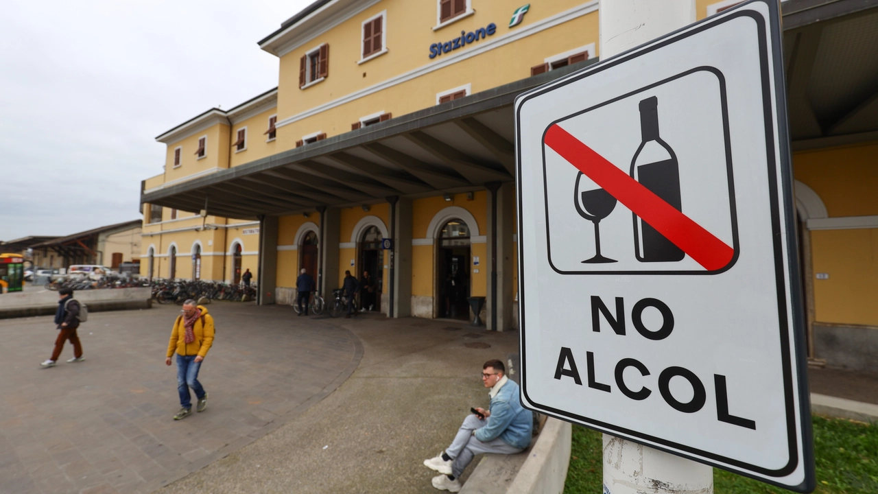 I cartelli in zona stazione a Empoli