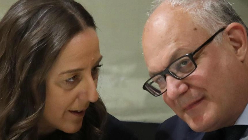 Un host che gestisce 40 case dal 2022 non comunicava la presenza degli ospiti. Ex caserma dei Lupi di Toscana: duecento alloggi sociali oltre allo studentato. Un host che gestisce 40 case dal 2022 non comunicava la presenza degli ospiti. Ex caserma dei Lupi di Toscana: duecento alloggi sociali oltre allo studentato.