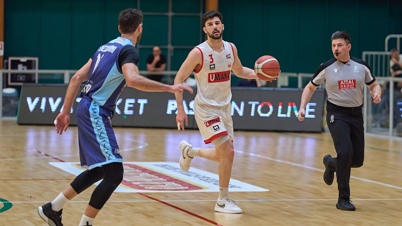 La San Giobbe Chiusi vince contro Sant'Antimo e si prepara a sfidare Luiss Roma nel secondo turno del play-in. La San Giobbe Chiusi vince contro Sant'Antimo e si prepara a sfidare Luiss Roma nel secondo turno del play-in.