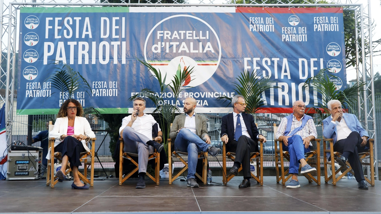 Un momento della Festa di Fratelli d'Italia a Beverino Un momento della Festa di Fratelli d'Italia a Beverino