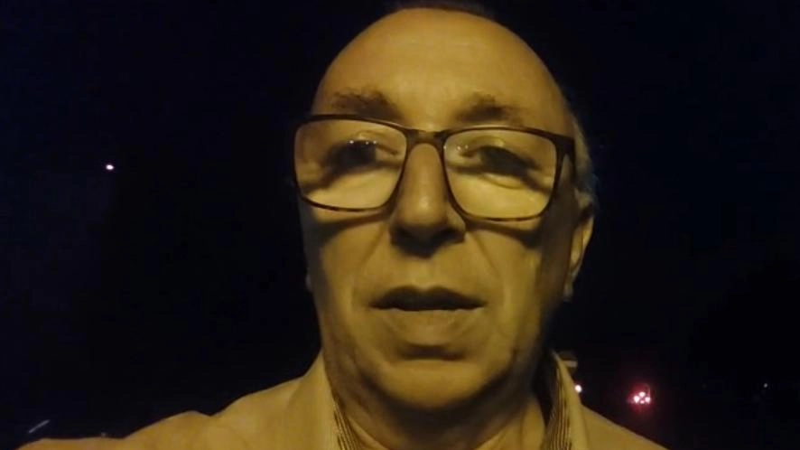 AREZZO Festa della Repubblica al buio per il quartiere San Donato. Le strade intorno all’ospedale sono finite di nuovo nell’oscurità lunedì... AREZZO Festa della Repubblica al buio per il quartiere San Donato. Le strade intorno all’ospedale sono finite di nuovo nell’oscurità lunedì...
