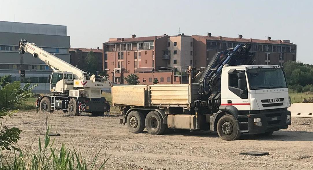 https://www.lanazione.it/image-service/view/acePublic/alias/contentid/MjNkZWQ0OGUtNzkwOS00/0/nasce-il-polo-di-biologia-un-campus-allavanguardia-investimento-da-45-milioni.jpeg