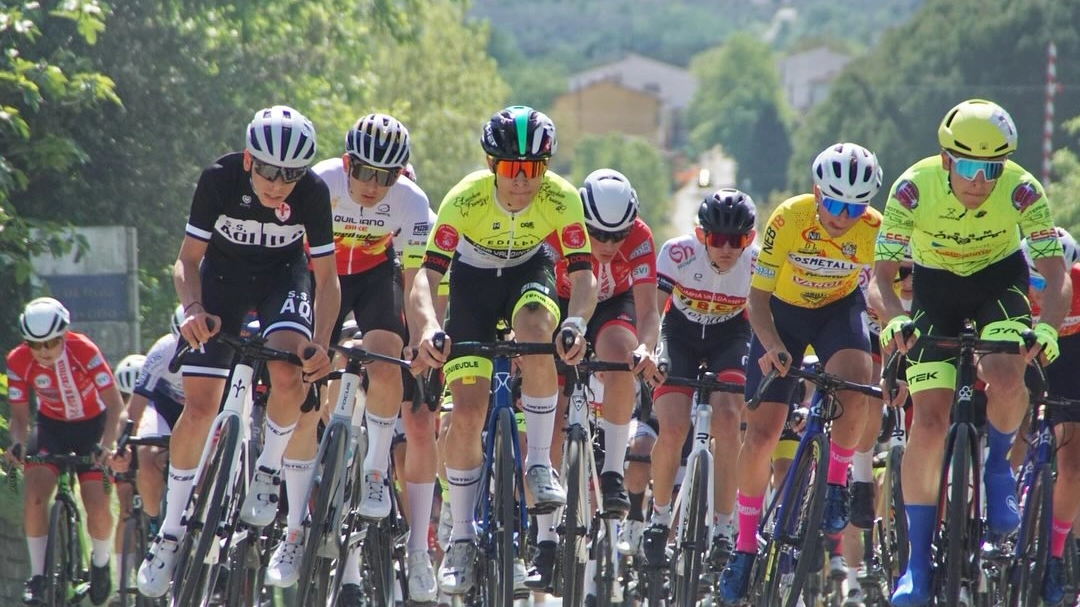 Ciclismo: Cappelli mette tutti in fila sulla salita di San Leolino