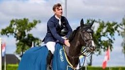 È stato vinto dal cavaliere inglese Jack Whitaker il primo Gran Premio del Toscana Tour 2025. In sella al suo... È stato vinto dal cavaliere inglese Jack Whitaker il primo Gran Premio del Toscana Tour 2025. In sella al suo...