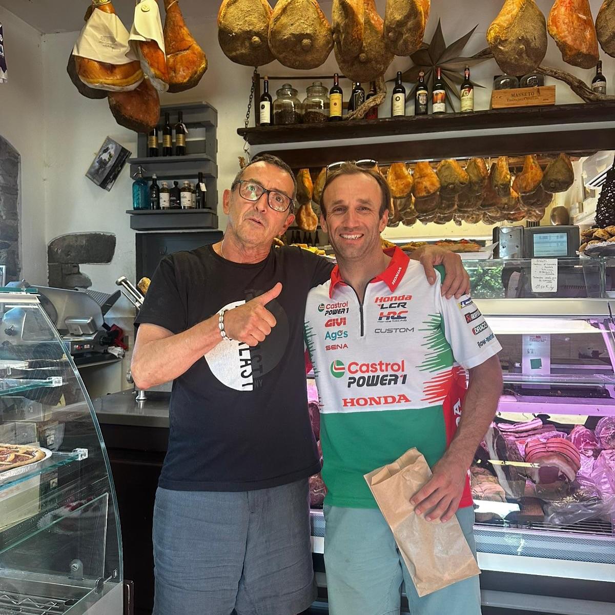 Il pit stop di Johann Zarco alla Casa del Prosciutto Il pit stop di Johann Zarco alla Casa del Prosciutto
