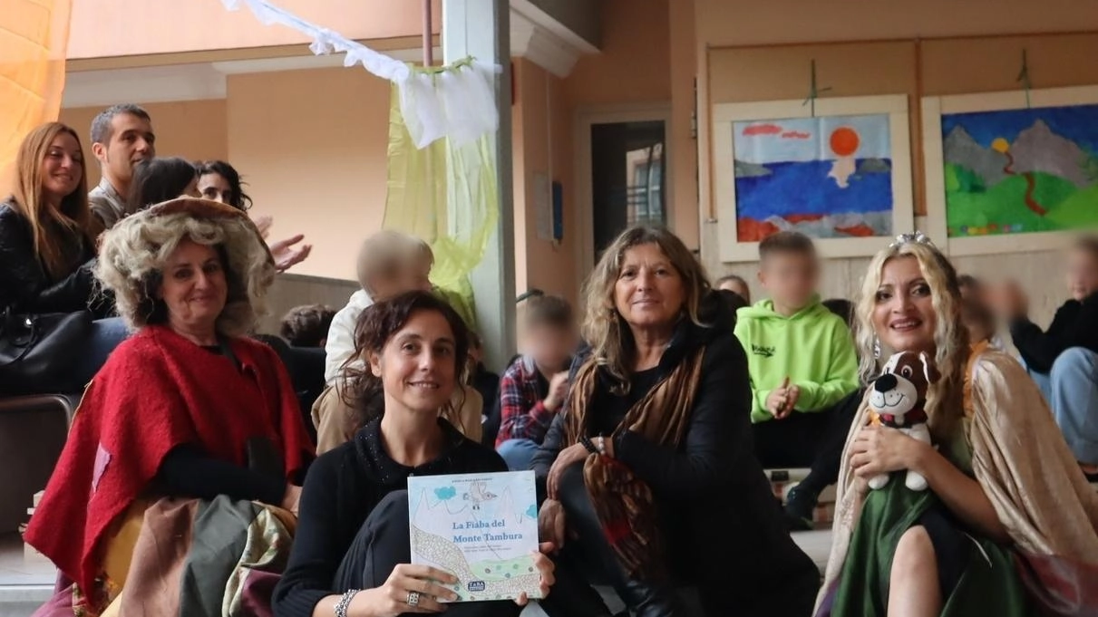 I protagonisti dell’iniziativa sulla Vandelli all’istituto Padre Bianchi I protagonisti dell’iniziativa sulla Vandelli all’istituto Padre Bianchi