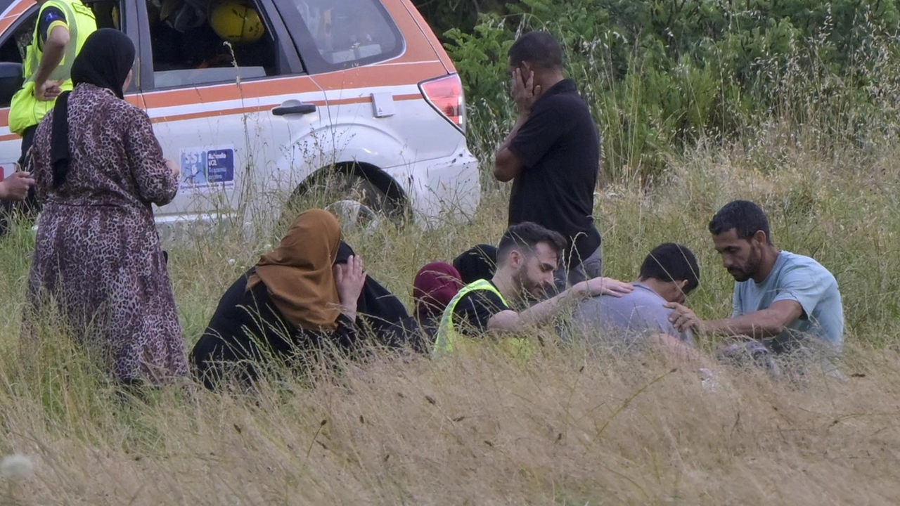 Il piccolo Mohamed è sparito nelle acque del lago Bilancino mentre faceva il bagno con il fratellino e il padre Il piccolo Mohamed è sparito nelle acque del lago Bilancino mentre faceva il bagno con il fratellino e il padre