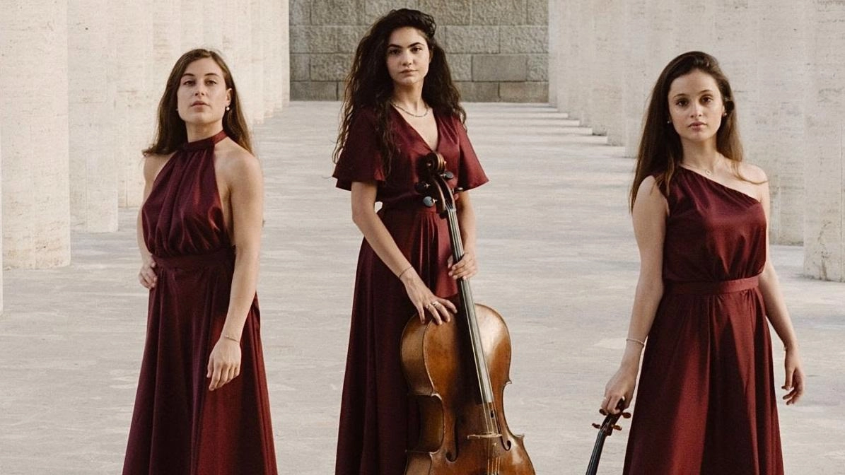 Ginevra Bassetti (violino), Francesca Giglio (violoncello) e Marianna Pulsoni (pianoforte). Oltre al riconoscimento in denaro, le componenti si esibiranno nei prossimi concerti. Ginevra Bassetti (violino), Francesca Giglio (violoncello) e Marianna Pulsoni (pianoforte). Oltre al riconoscimento in denaro, le componenti si esibiranno nei prossimi concerti.