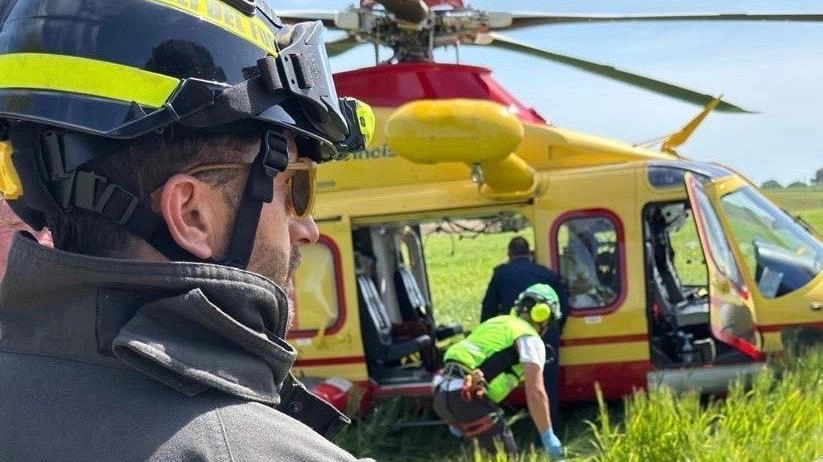 CAPALBIO Un grave incidente è accaduto nella tarda mattinata di ieri sulla strada statale Aurelia, in località Chiarone, nel tratto in...