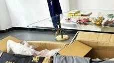 Sequestrati circa 33.000 giocattoli contraffatti o insicuri e sei persone denunciate alle rispettive procure di competenza di Firenze e di... Sequestrati circa 33.000 giocattoli contraffatti o insicuri e sei persone denunciate alle rispettive procure di competenza di Firenze e di...