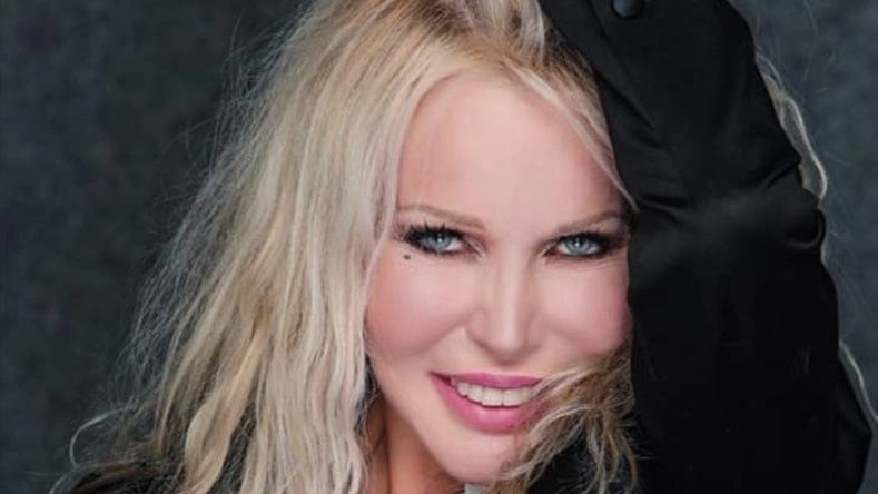 Lucca in Maschera 2025: Concerto di Ivana Spagna e Festa in Piazza Anfiteatro