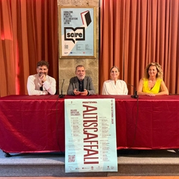 Al via la 3/a edizione di “Alti Scaffali”, il festival sulla società, la storia e la cultura contemporanea con Carlo Ginzburg, Ernesto Galli della Loggia, Chiara Francini, Roger Abravanel, Agnese Pini e molti altri