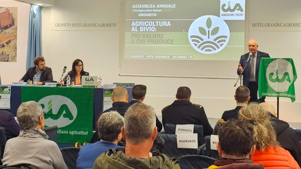 Un momento dell’intervento del presidente Claudio Capecchi durante l’assemblea annuale della Cia provinciale Un momento dell’intervento del presidente Claudio Capecchi durante l’assemblea annuale della Cia provinciale