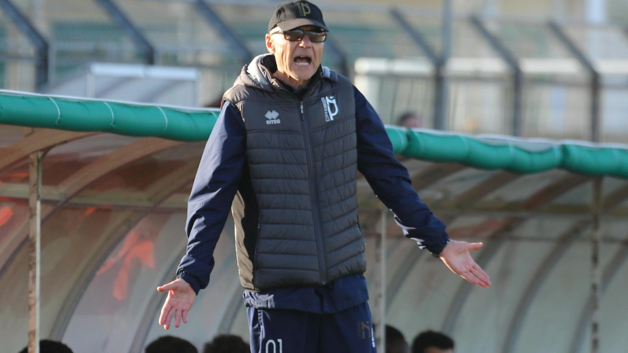 Leonardo Menichini riflette sulla stagione con il Pontedera, evidenziando successi e sfide. Pronto per il prossimo campionato. Leonardo Menichini riflette sulla stagione con il Pontedera, evidenziando successi e sfide. Pronto per il prossimo campionato.