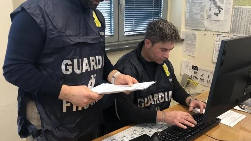 L’indagine era stata diretta dal pm Antonio Mariotti che l’aveva affidata alla Guardia di finanza di Lucca L’indagine era stata diretta dal pm Antonio Mariotti che l’aveva affidata alla Guardia di finanza di Lucca