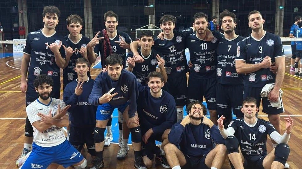 NPSG 2 SAN MARTINO 3 (20-25 / 25-15 / 25-21 / 18-25 / 21-23) Npsg: Louza, Bettucchi, Perassolo, Cai, Moretti, Pierro, Ferraguti, Materno, Kolev,...