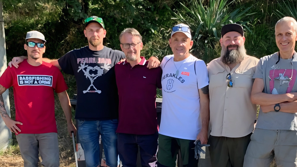 La diga di Montedoglio si è rivelata una sorta di discarica A ripulire le sponde dell’invaso erano presenti le associazioni dei pescatori e gli amministratori locali