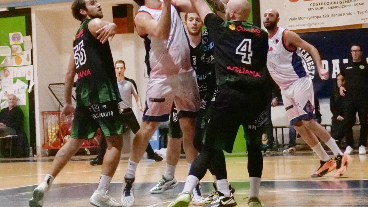 Filippo Magni (Dragons) nella partita contro Agliana Filippo Magni (Dragons) nella partita contro Agliana