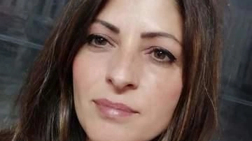 Proseguono le indagini sull’incidente di via Leonardo Da Vinci in cui domenica mattina ha perso la vita Laura Chiricuta. Travolta... Proseguono le indagini sull’incidente di via Leonardo Da Vinci in cui domenica mattina ha perso la vita Laura Chiricuta. Travolta...